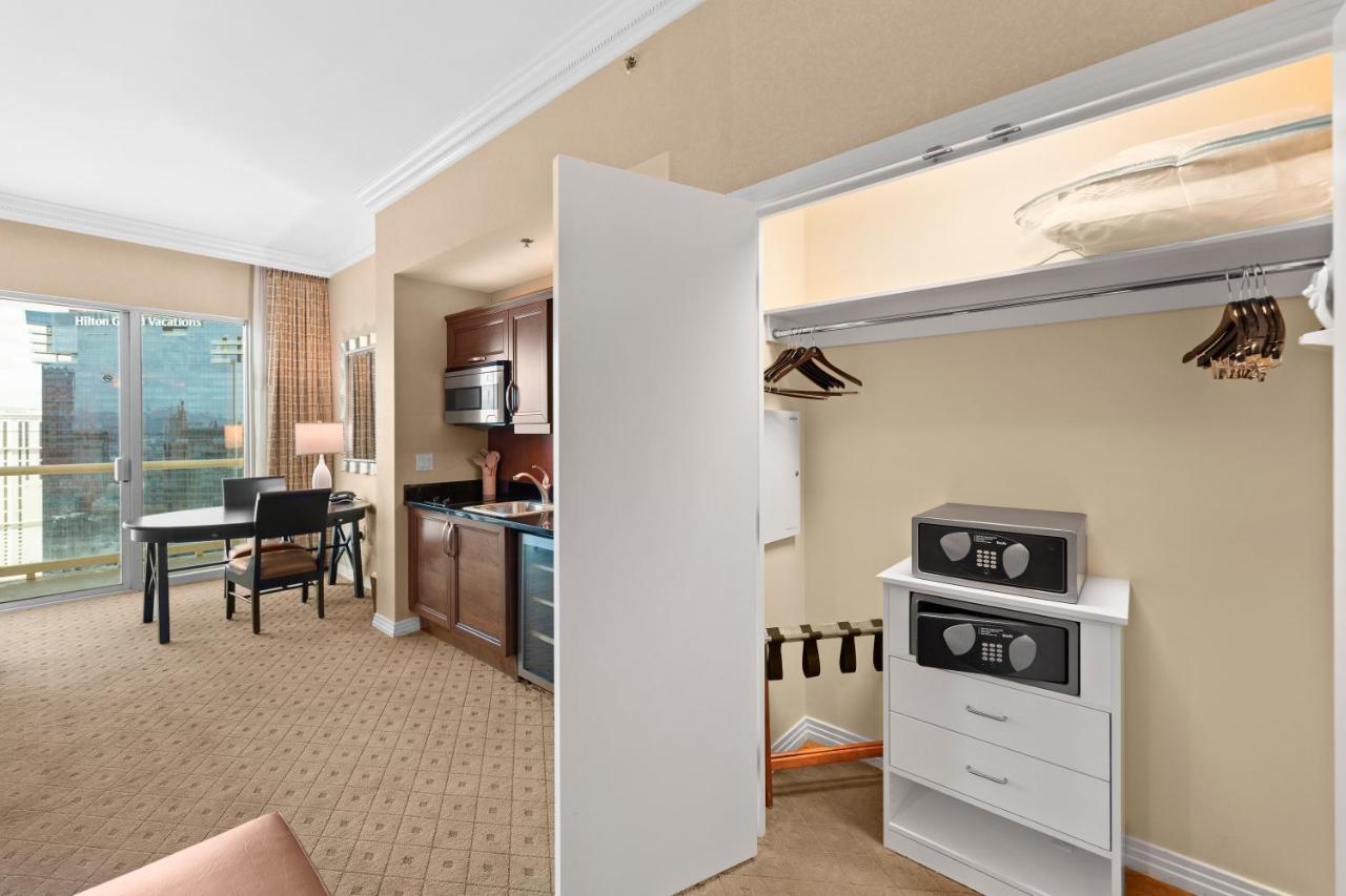 Lucky Gem Penthouse & Luxury Suites At Signature Resort, Balcony Strip View 1607 Las Vegas Luaran gambar